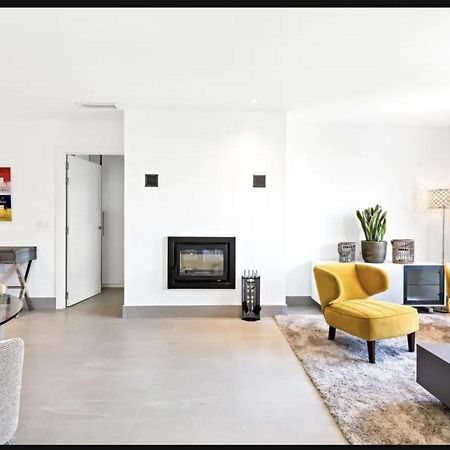 Puerto Banus Luxury Apartment Located In Harbor 马尔韦利亚 外观 照片