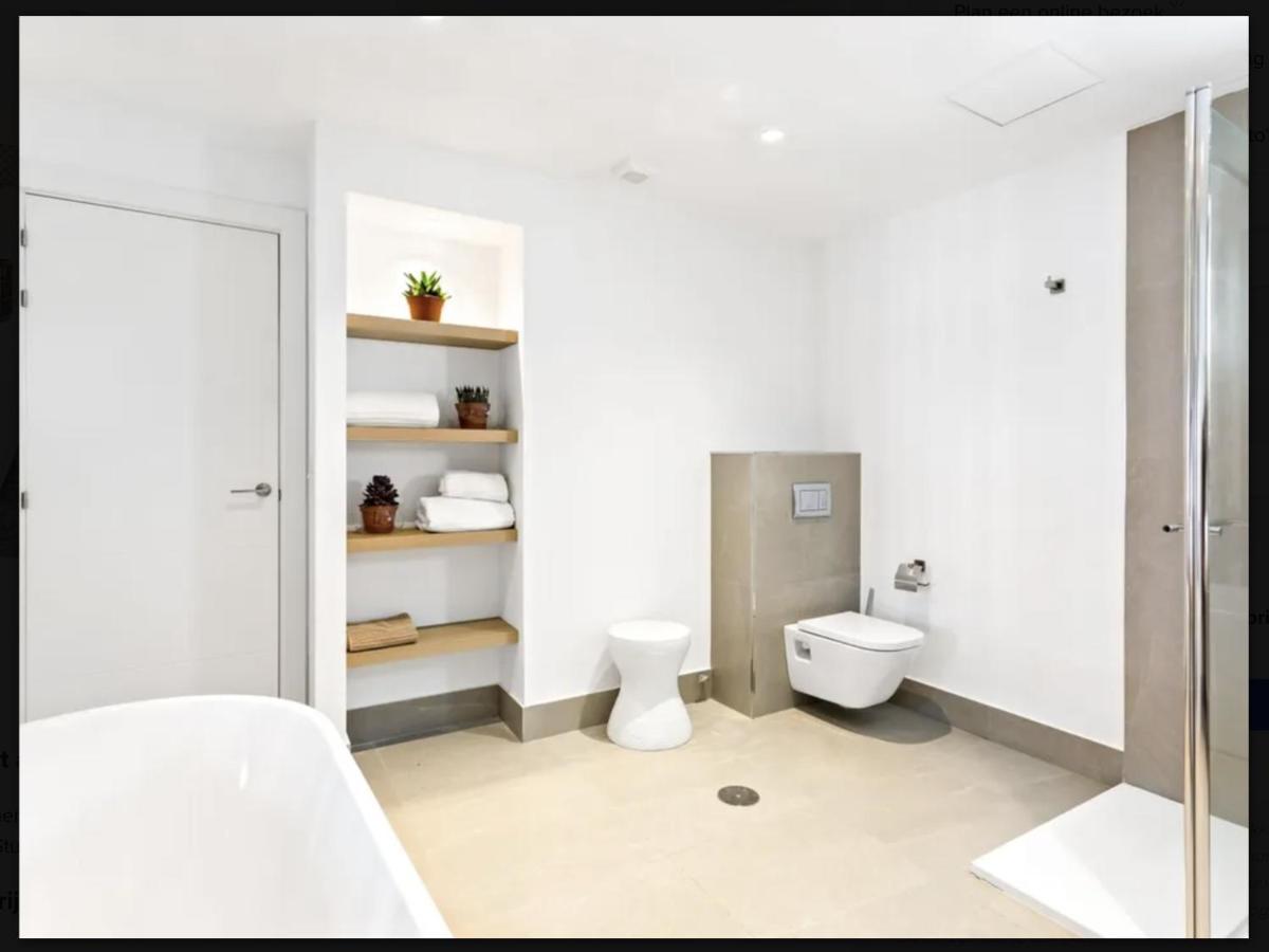 Puerto Banus Luxury Apartment Located In Harbor 马尔韦利亚 外观 照片