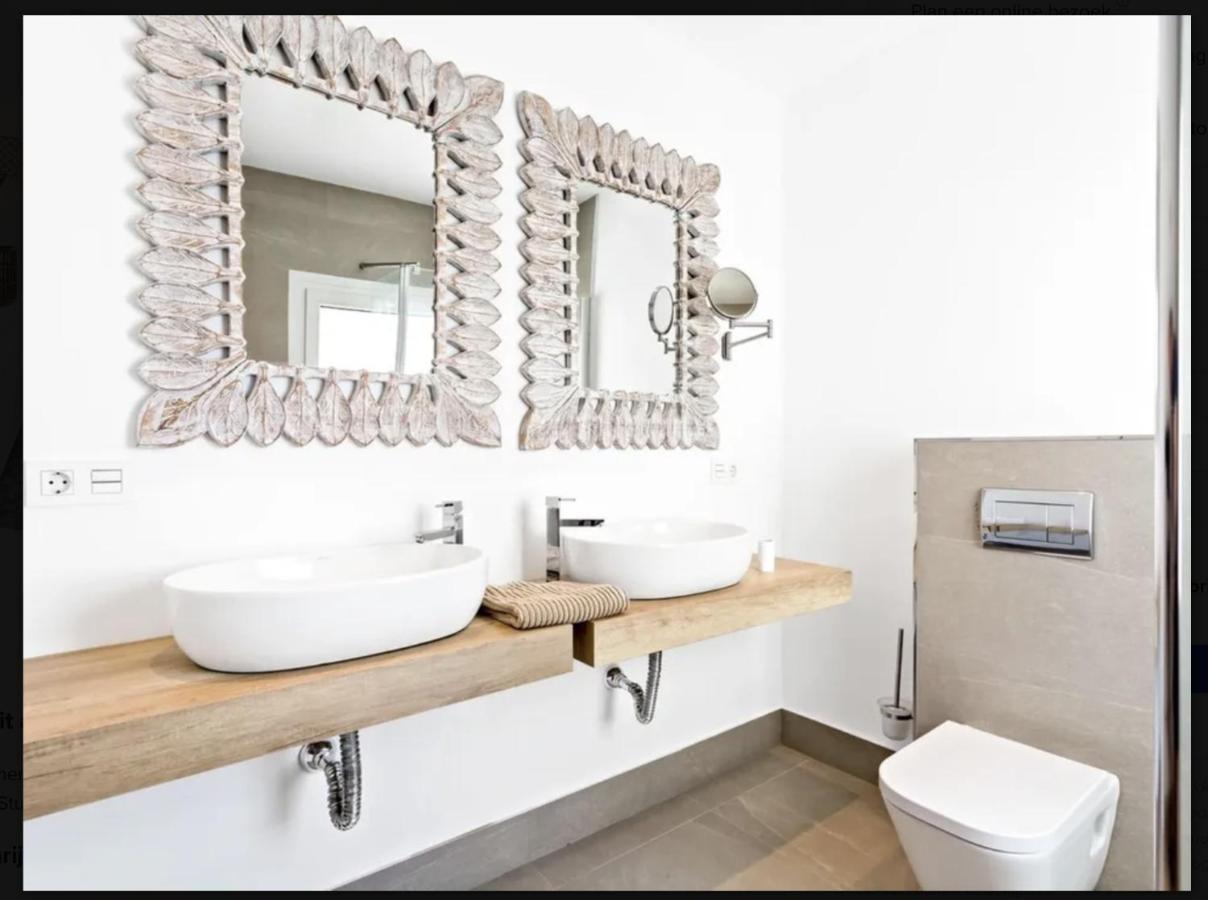 Puerto Banus Luxury Apartment Located In Harbor 马尔韦利亚 外观 照片